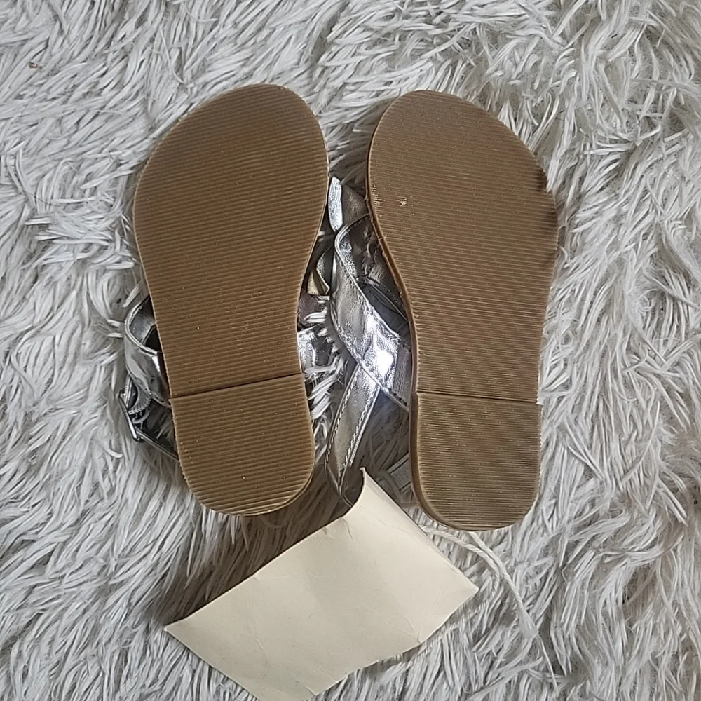 Gap Kids Baby Toddler Girl's Silver Butterfly Detail Sandals - 5